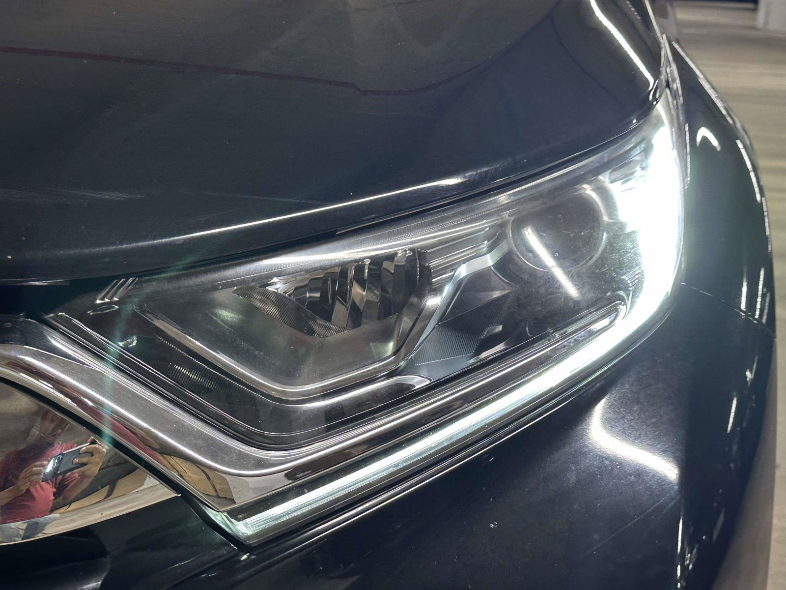 Used 2019 Honda CR-V LX image 9