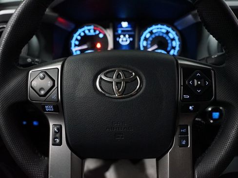 Certified 2023 Toyota Tacoma SR5 AWD/4WD image 13