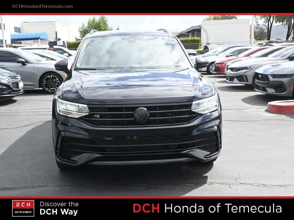 Used 2024 Volkswagen Tiguan SE R-Line FWD image 2