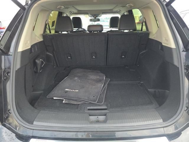 Used 2025 Nissan Rogue Platinum w/ Platinum Premium Package AWD/4WD image 12