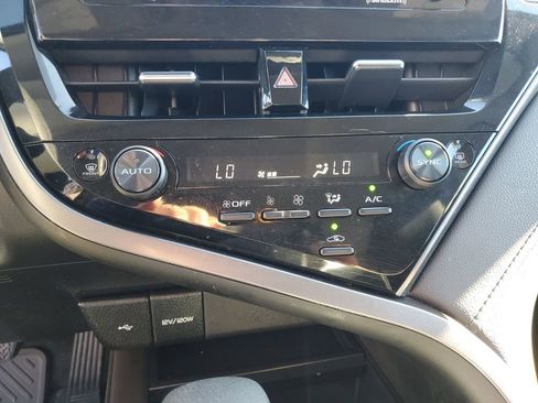 Used 2023 Toyota Camry LE image 17