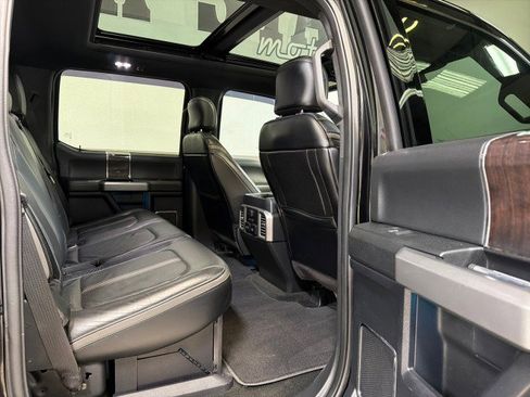 Used 2017 Ford F250 Platinum w/ Platinum Ultimate Package image 46