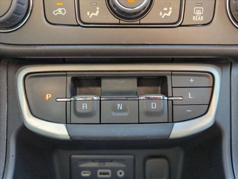 Certified 2024 GMC Terrain SLE w/ Driver Convenience Package image 9