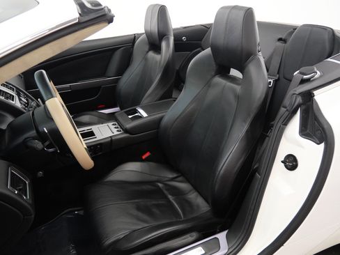 Used 2008 Aston Martin DB9 Volante RWD image 23