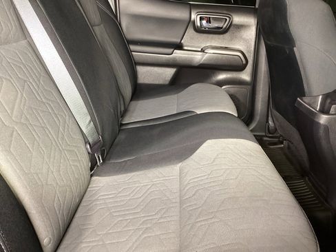 Used 2023 Toyota Tacoma TRD Off-Road image 3