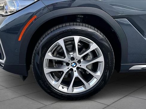 Used 2020 BMW X6 xDrive40i w/ Executive Package image 11