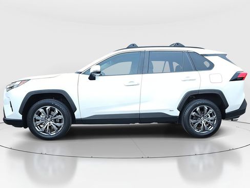 Used 2023 Toyota RAV4 XLE Premium AWD/4WD image 8