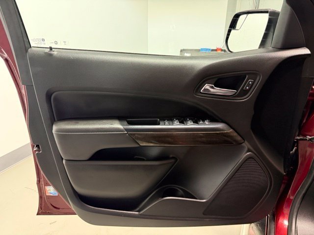 Used 2017 GMC Canyon SLE w/ SLE Convenience Package AWD/4WD image 9