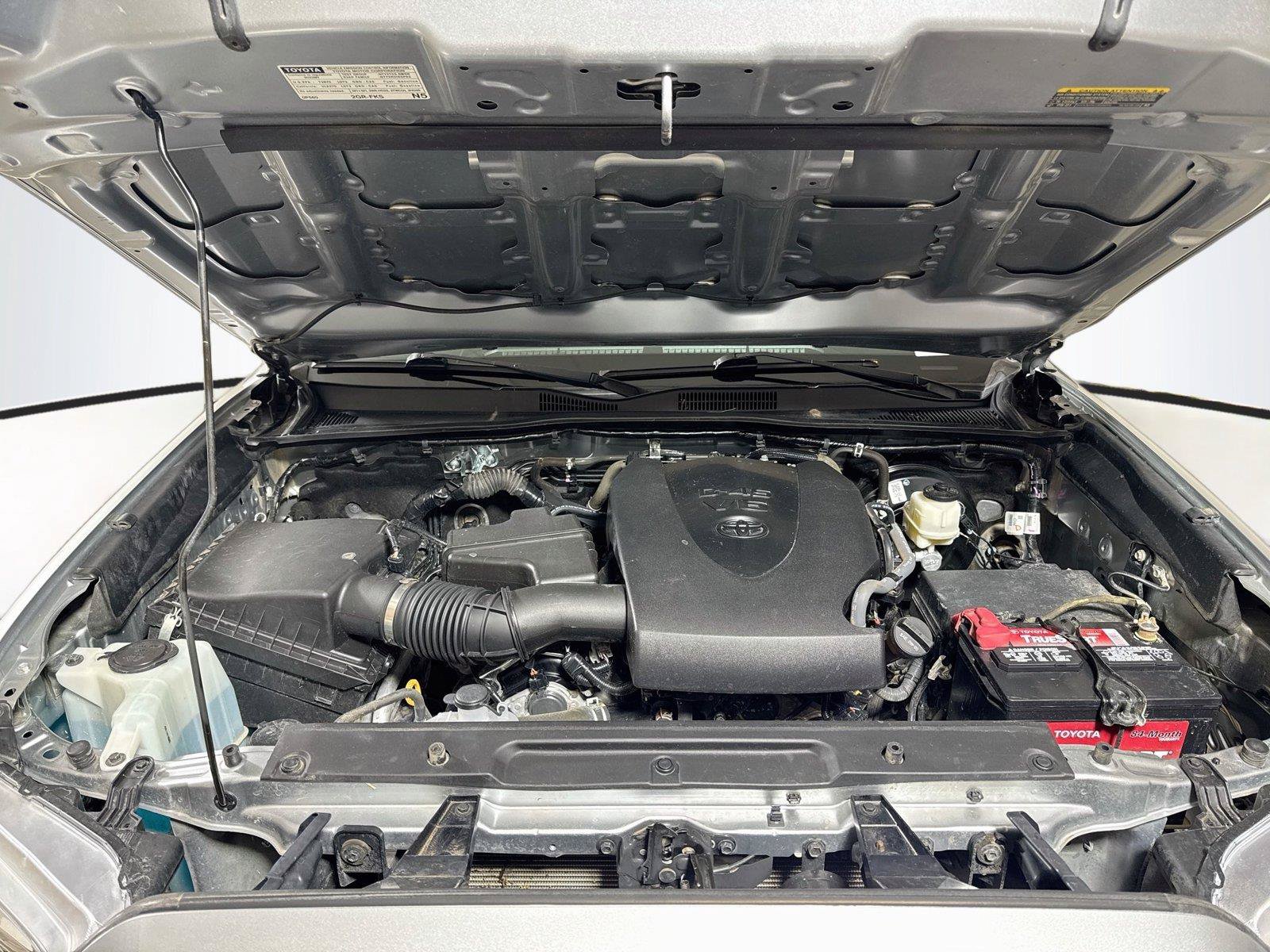 Used 2022 Toyota Tacoma SR AWD/4WD image 27