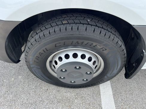 Used 2019 Mercedes-Benz Sprinter 170 image 18