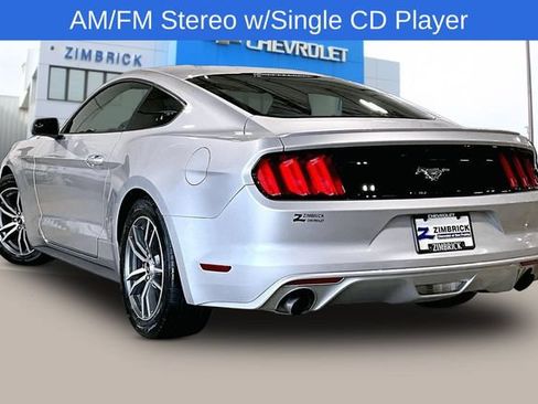 Used 2016 Ford Mustang Coupe RWD image 4
