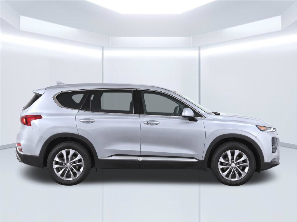 Used 2019 Hyundai Santa Fe SEL w/ Cargo Package FWD image 10