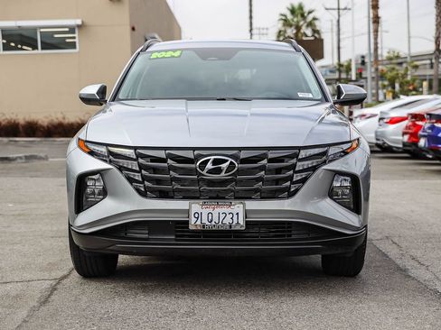 Used 2024 Hyundai Tucson SEL FWD image 2