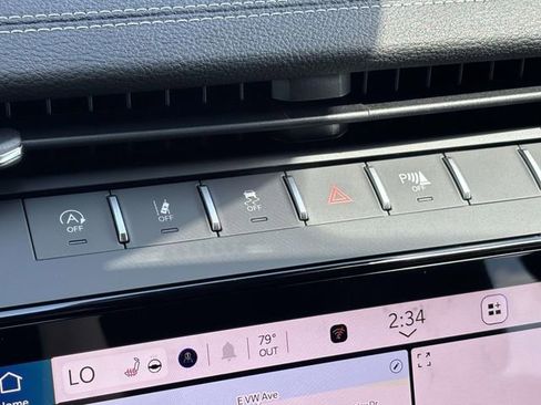New 2026 Jeep Grand Cherokee L 4WD image 23
