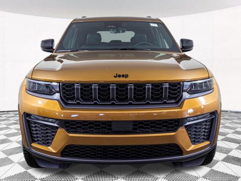 New 2026 Jeep Grand Cherokee Limited AWD/4WD image 11