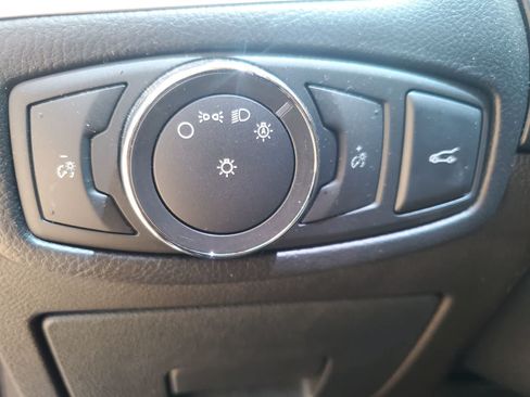 Used 2016 Ford Edge SEL w/ Equipment Group 201A FWD image 19