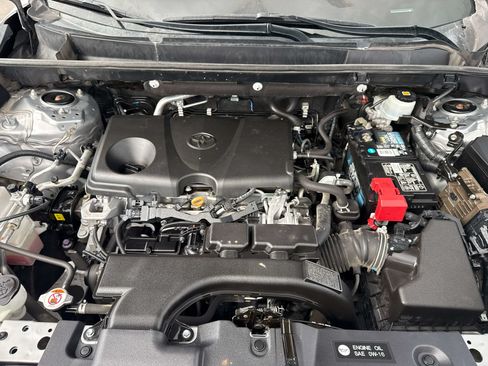 Used 2019 Toyota RAV4 LE w/ All Weather Liner Package AWD/4WD image 10