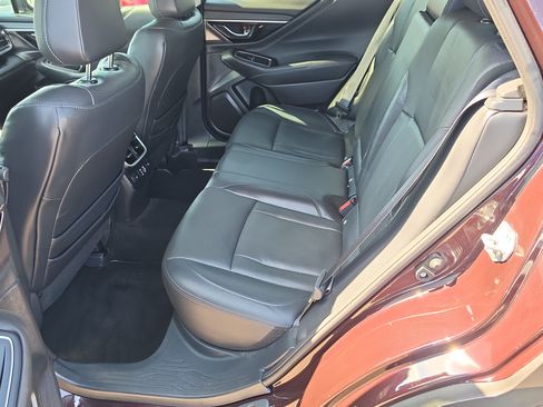 Used 2023 Subaru Outback Touring AWD/4WD image 17