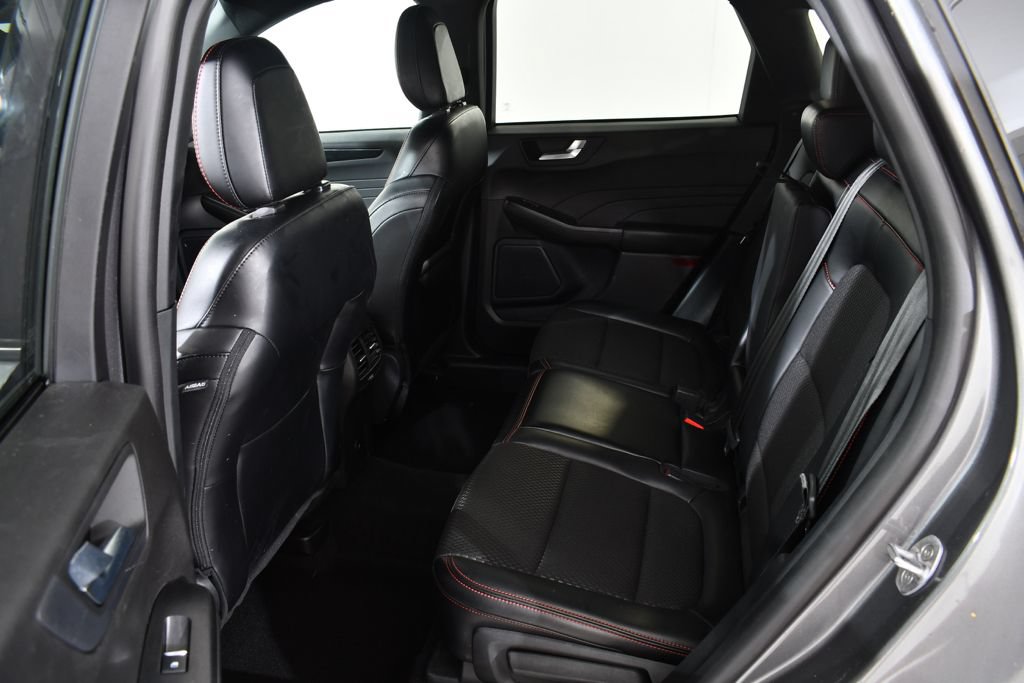 Used 2024 Ford Escape ST-Line w/ Tech Pack #1 AWD/4WD image 16