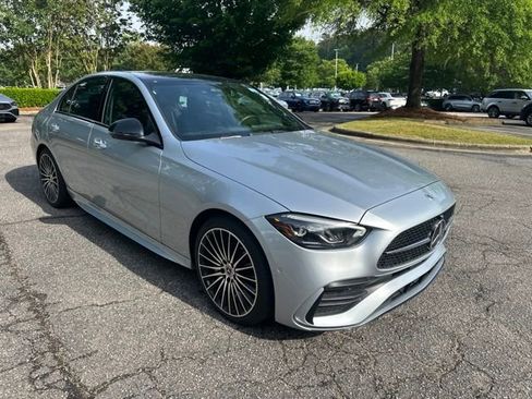 Used 2024 Mercedes-Benz C 300 Sedan image 3