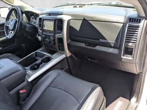 Used 2018 RAM 1500 Laramie w/ Convenience Group AWD/4WD image 23
