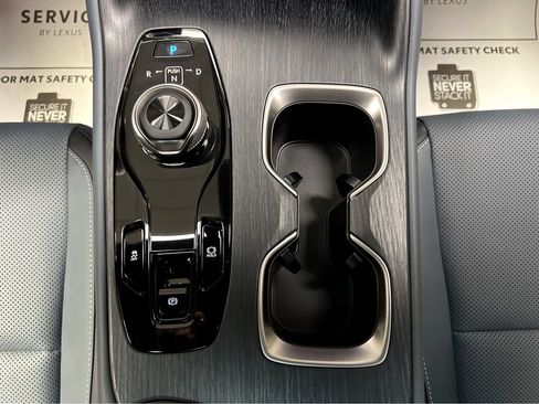 New 2026 Lexus RZ 450e AWD image 31