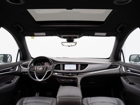 Used 2023 Buick Enclave Premium image 21
