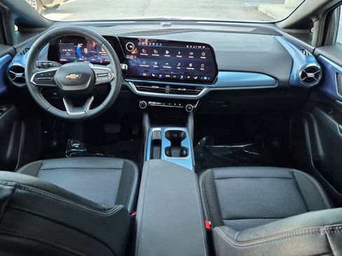 Used 2024 Chevrolet Equinox EV LT FWD image 23