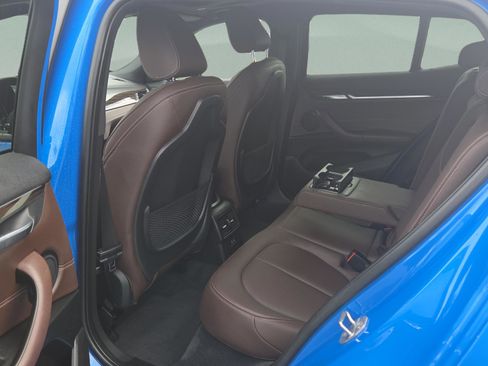 Used 2023 BMW X2 sDrive28i w/ M Sport Package FWD image 11