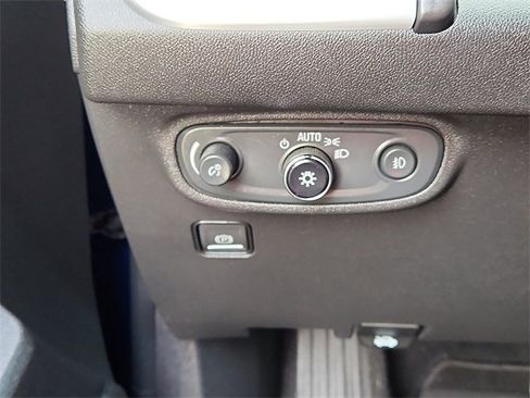 Used 2021 GMC Terrain SLT w/ Infotainment Package II image 22