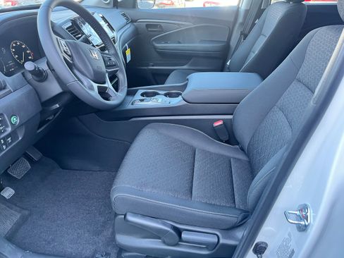 New 2025 Honda Ridgeline Sport image 10