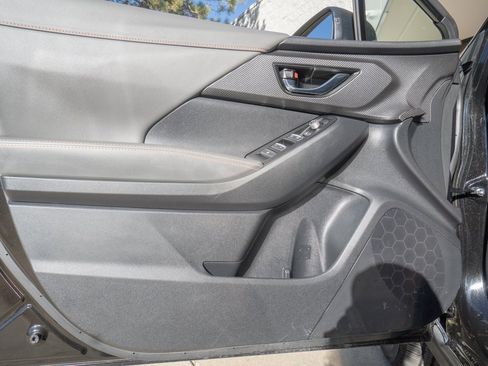 Certified 2025 Subaru Crosstrek 2.5i Limited image 7