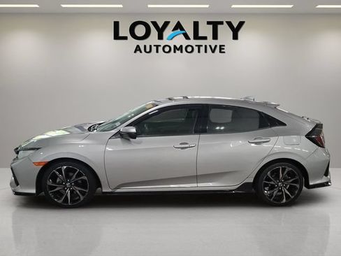 Used 2018 Honda Civic Sport Touring image 2