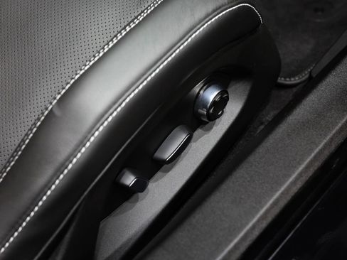 Used 2023 Chevrolet Corvette Stingray 2LT image 46