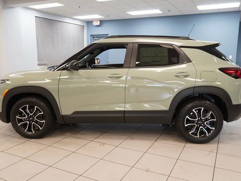 New 2026 Chevrolet TrailBlazer ACTIV w/ Driver Confidence Package FWD image 2