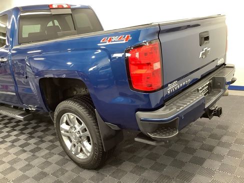 Used 2016 Chevrolet Silverado 2500 High Country w/ Duramax Plus Package image 3