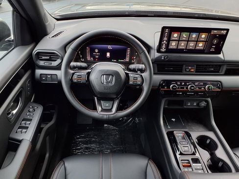 New 2026 Honda Pilot TrailSport image 14