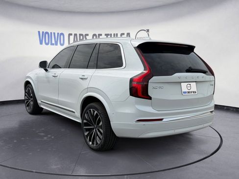 New 2026 Volvo XC90 T8 Plus image 3