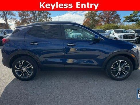 Used 2023 Buick Encore GX Select image 11