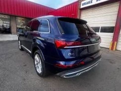 Used 2021 Audi Q7 3.0T Premium Plus w/ Premium Plus Package AWD/4WD image 7