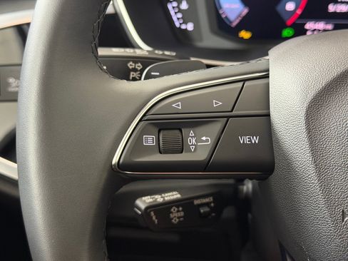 Certified 2025 Audi Q3 2.0T Premium w/ Convenience Package AWD/4WD image 16