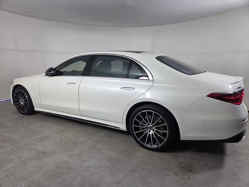 Certified 2022 Mercedes-Benz S 500 4MATIC image 6