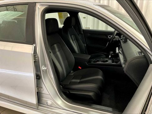 Used 2024 Honda Civic Sport image 11