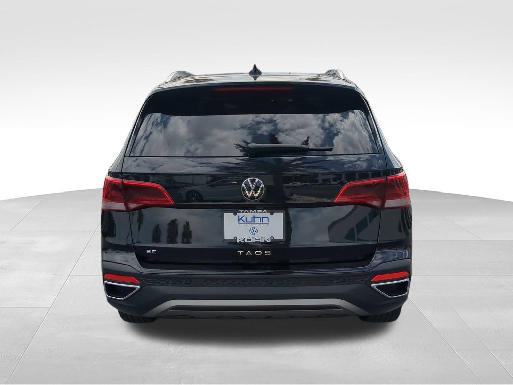 Used 2024 Volkswagen Taos SE FWD image 5