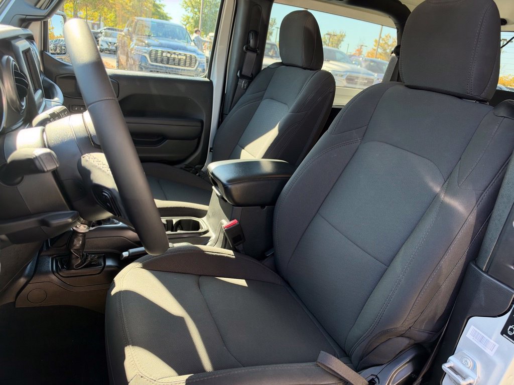 Certified 2023 Jeep Wrangler Sport AWD/4WD image 19