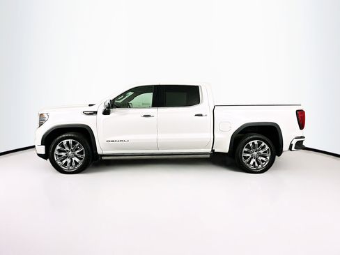 Used 2025 GMC Sierra 1500 Denali w/ Denali Reserve Package AWD/4WD image 4