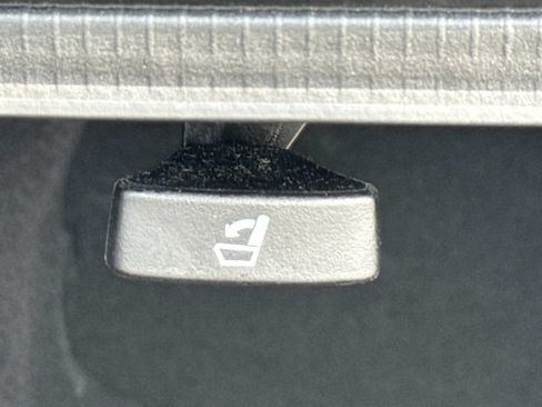 Certified 2024 Honda Civic Touring image 24