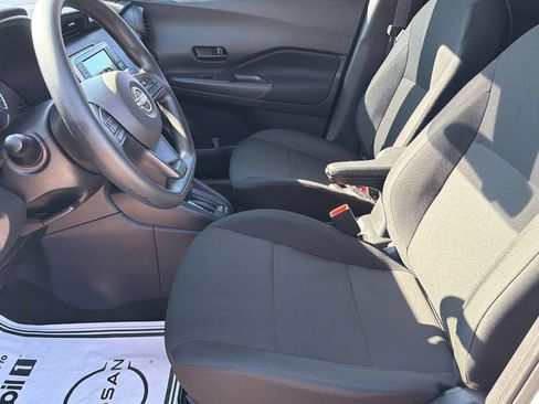 Certified 2025 Nissan Kicks Play S image 19