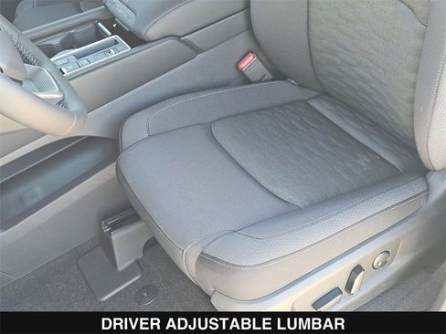 New 2026 Nissan Pathfinder SV image 16