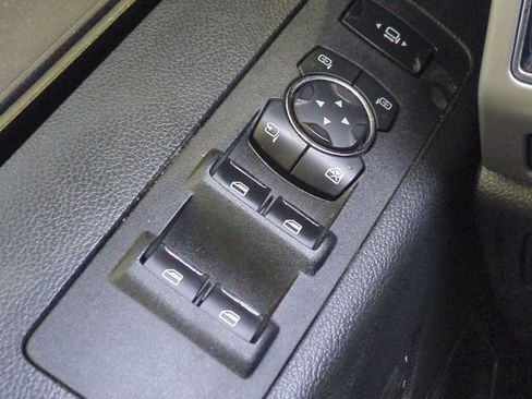 Used 2019 Ford F250 Lariat w/ Lariat Ultimate Package image 22